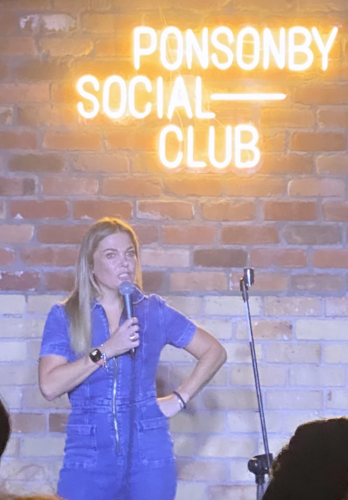 Hannah doing stand-up at Ponsonby Social Club